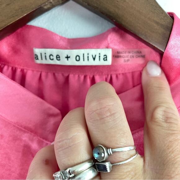 Alice + Olivia | Womens Barbie Pink Brayden Ruffled Satin Blouse Tie Sleeves Top - Picture 8 of 10